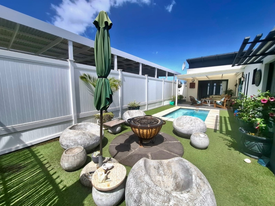 2 Bedroom Property for Sale in Nahoon Valley Park Eastern Cape